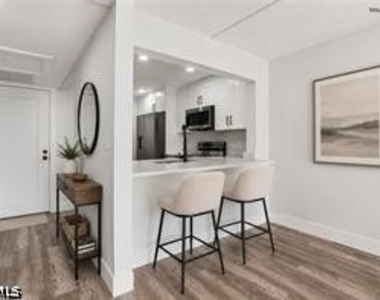 1085 Forest Lakes Drive - Photo Thumbnail 7