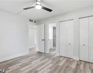 1085 Forest Lakes Drive - Photo Thumbnail 10