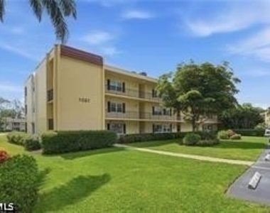 1085 Forest Lakes Drive - Photo Thumbnail 23