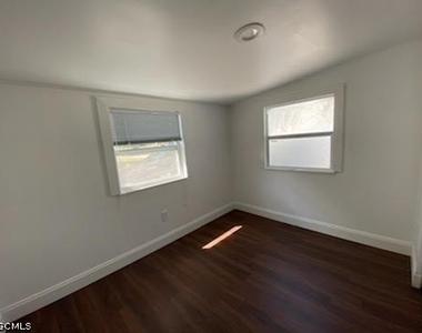 717 Burdick Avenue - Photo Thumbnail 7
