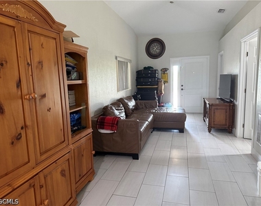 6001 Ida Avenue N - Photo Thumbnail 8