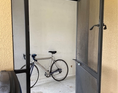 6001 Ida Avenue N - Photo Thumbnail 22