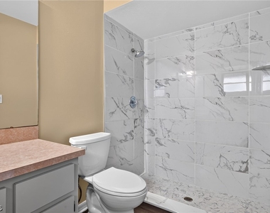 718 Sw 35th Terrace - Photo Thumbnail 17