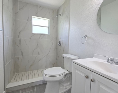 5626 6th Avenue - Photo Thumbnail 11