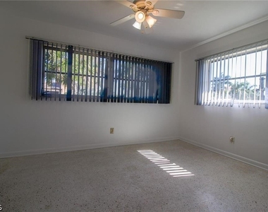 5302 Malibu Court - Photo Thumbnail 11