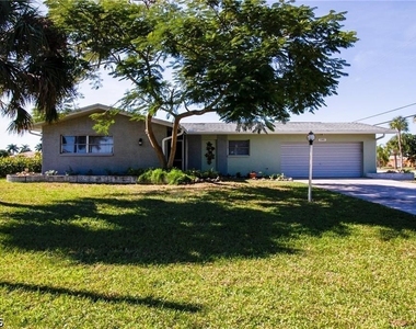 5302 Malibu Court - Photo Thumbnail 1