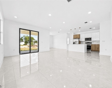 3001 Unice Avenue S - Photo Thumbnail 10