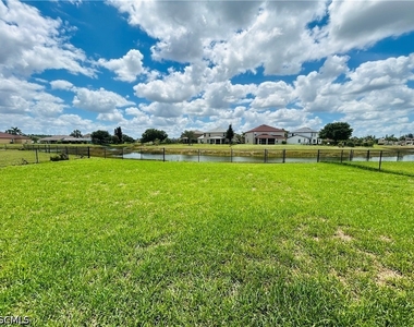 8041 Allamanda Court - Photo Thumbnail 12