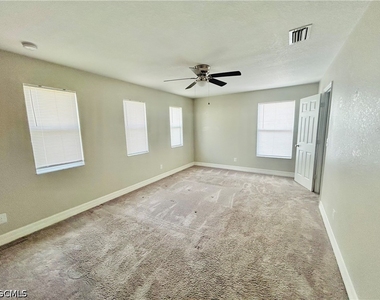 8041 Allamanda Court - Photo Thumbnail 18
