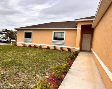 601 Ne 11th Terrace - Photo Thumbnail 1
