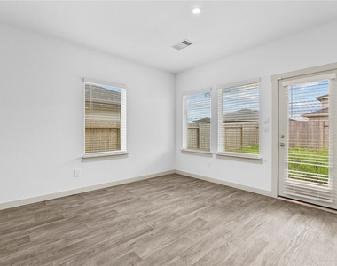2905 Highgate Hill Lane - Photo Thumbnail 13