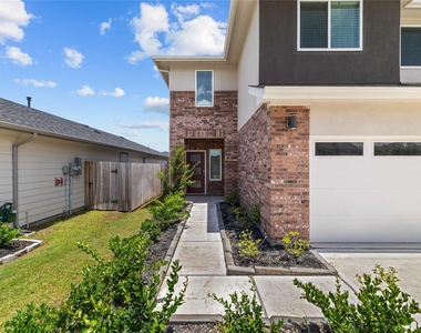 2905 Highgate Hill Lane - Photo Thumbnail 15