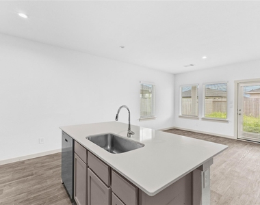 2905 Highgate Hill Lane - Photo Thumbnail 20