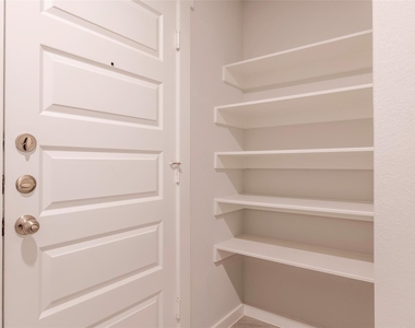4519 Pinehurst Trace Drive - Photo Thumbnail 28
