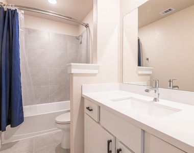 4519 Pinehurst Trace Drive - Photo Thumbnail 27