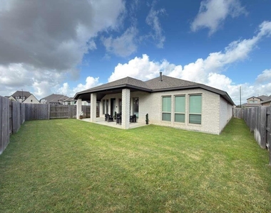 7510 Spiceberry Lodge Court - Photo Thumbnail 9