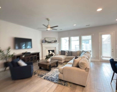 7510 Spiceberry Lodge Court - Photo Thumbnail 26