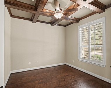 28223 Red Shady Oaks Drive - Photo Thumbnail 4