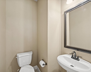 28223 Red Shady Oaks Drive - Photo Thumbnail 20