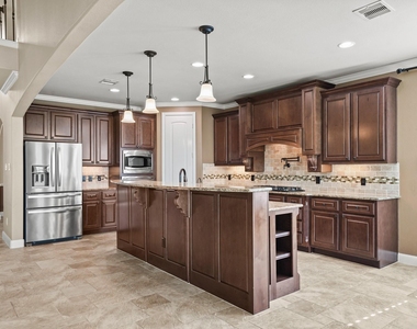 28223 Red Shady Oaks Drive - Photo Thumbnail 7