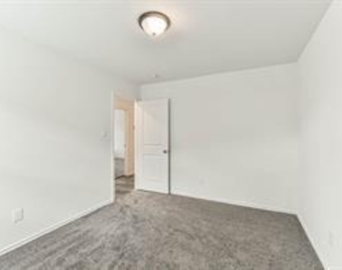 94 Road 5102 - Photo Thumbnail 20