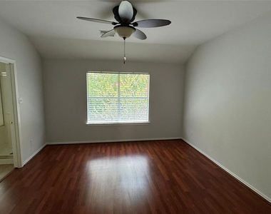 35 Ledgestone Pl - Photo Thumbnail 19
