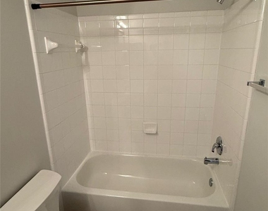 35 Ledgestone Pl - Photo Thumbnail 25
