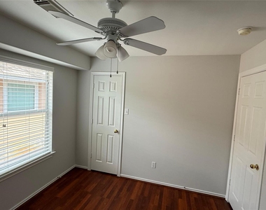 35 Ledgestone Pl - Photo Thumbnail 27