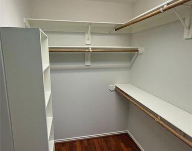 35 Ledgestone Pl - Photo Thumbnail 16
