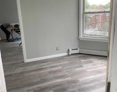 26 River Edge - Photo Thumbnail 14