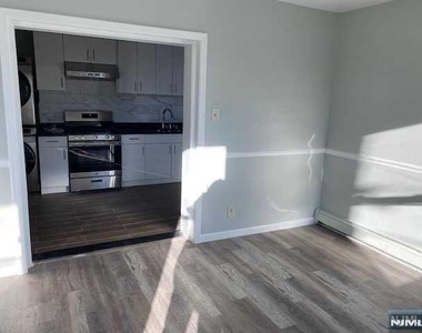 26 River Edge - Photo Thumbnail 12