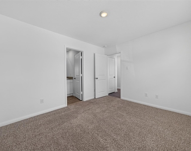 11943 Detar Court - Photo Thumbnail 6