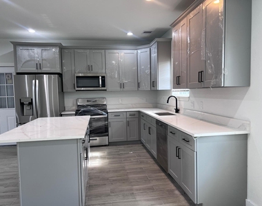 9210 Martell Street - Photo Thumbnail 24