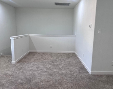 9210 Martell Street - Photo Thumbnail 11