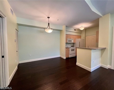 1160 Reserve Way - Photo Thumbnail 6
