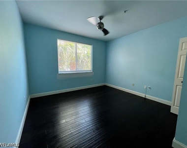 1160 Reserve Way - Photo Thumbnail 12