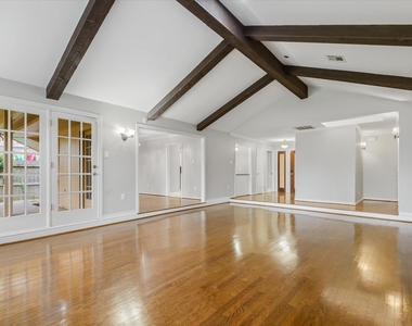 7715 Brush Wood Drive - Photo Thumbnail 7