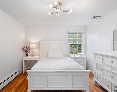 611 Cliff - Photo Thumbnail 10