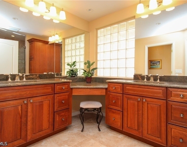 7024 Pelican Bay Boulevard - Photo Thumbnail 31