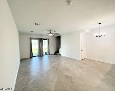 14243 Pine Lodge Lane - Photo Thumbnail 2