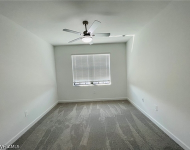 14243 Pine Lodge Lane - Photo Thumbnail 13
