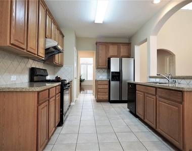 6110 Barkermist Lane - Photo Thumbnail 4