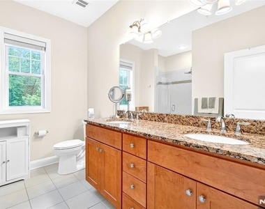 58 Elston - Photo Thumbnail 36