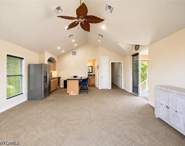 10919 Parnu Street - Photo Thumbnail 10