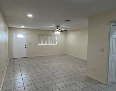621 Gerald Avenue - Photo Thumbnail 2