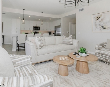 5527 Double Eagle Circle - Photo Thumbnail 4