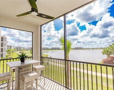 5527 Double Eagle Circle - Photo Thumbnail 1