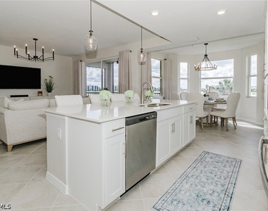 5527 Double Eagle Circle - Photo Thumbnail 14