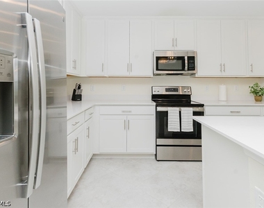 5835 Double Eagle Circle - Photo Thumbnail 13