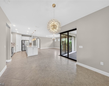 17316 Ashcomb Way - Photo Thumbnail 11